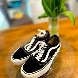 Platform Vans - Black (Womens 9.5)